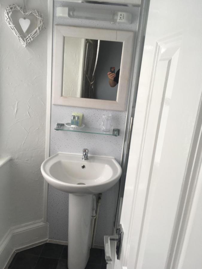 Newburgh Guesthouse トーキー エクステリア 写真
