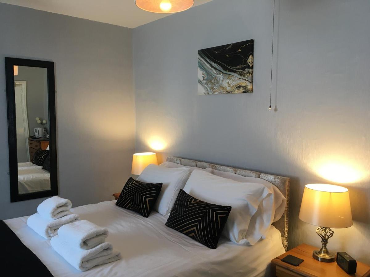 Newburgh Guesthouse トーキー エクステリア 写真