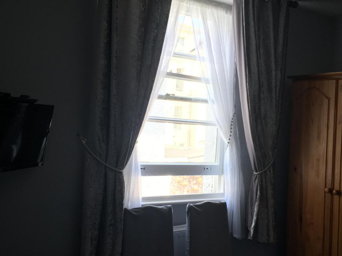 Newburgh Guesthouse トーキー エクステリア 写真