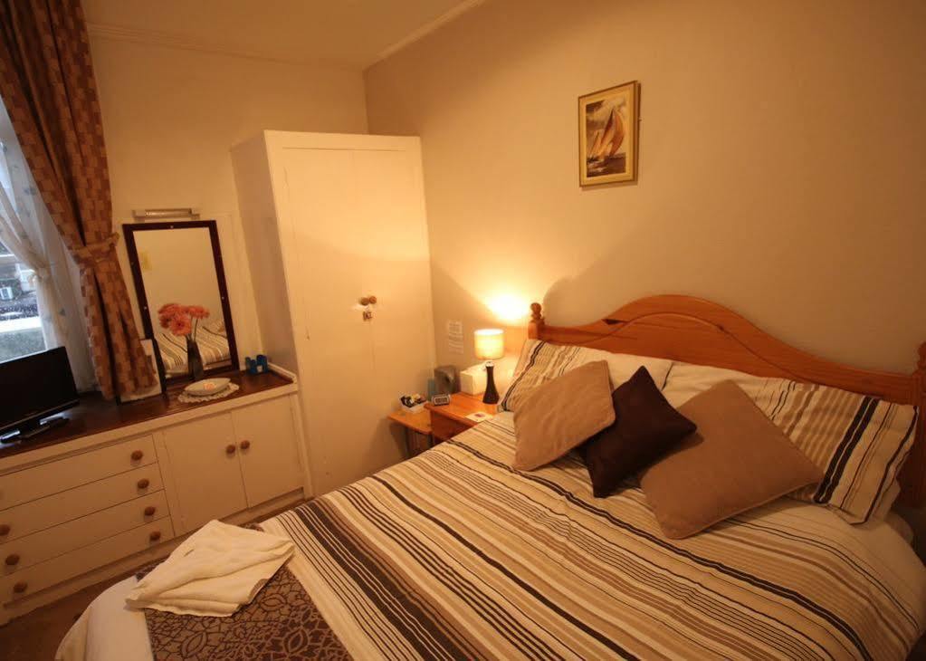 Newburgh Guesthouse トーキー エクステリア 写真